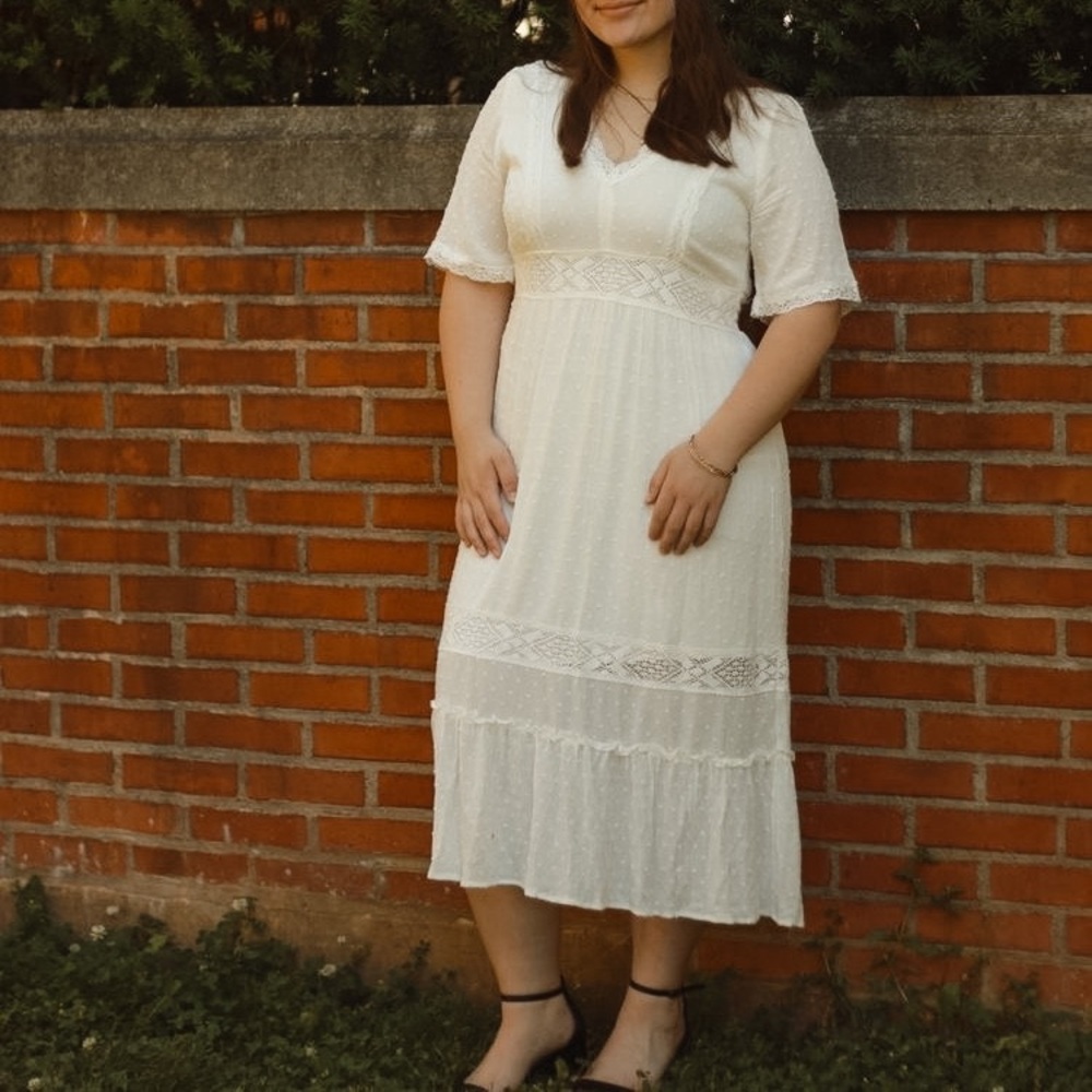 Knox Rose lacy white textured dress